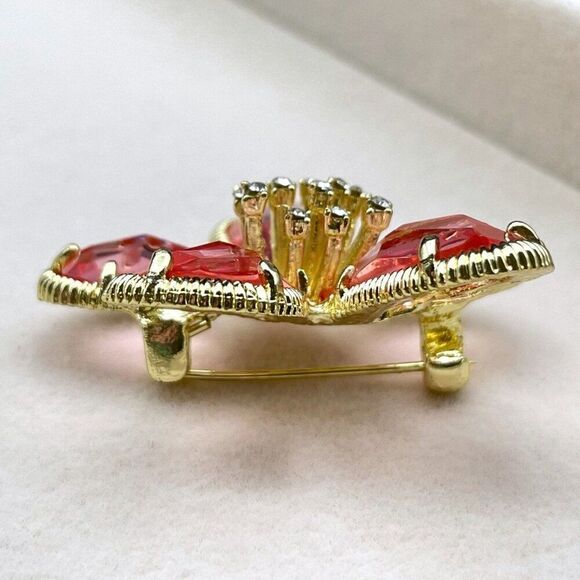 Yellow Gold with Pink Sapphire and White Diamond Crystal Flower Pin Back Brooch - Picture 5 of 8
